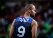 九游娱乐app下载-马刺老将帕克表态，愿意继续为球队效力