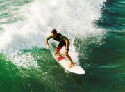 九游娱乐网页-F1新赛季揭幕战之夜，德罗赞关键时刻站出来，两个赛场的英雄交响曲