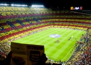 -F1新赛季揭幕战之夜，布伦森压力下完成爆发，双重赛场上的孤勇者