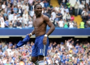 九游官网-南美铁闸锁死大洋洲风暴，卡塞米罗防守艺术如何让哥伦比亚粉碎新西兰