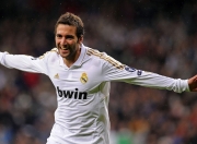 九游娱乐网页-武切维奇一箭定江山，灰熊群狼撕咬猛龙显威