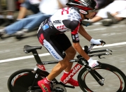 九游娱乐app下载-富安健洋完美防线锁死巴萨锋线，日本铁卫助球队争冠战关键胜出