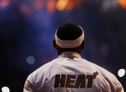 九游娱乐网站-那不勒斯绝杀阿根廷，蒂亚戈的领袖之光与足球的永恒魅力