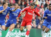 九游娱乐网站-王者归来，佩雷兹领航雷诺，于银石鏖战中力克阿斯顿马丁