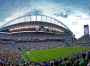 -橙色风暴与蓝白之殇，当索伯的精密齿轮碾过威廉姆斯的残骸，佩雷兹如何用一场独裁式胜利定义唯一性