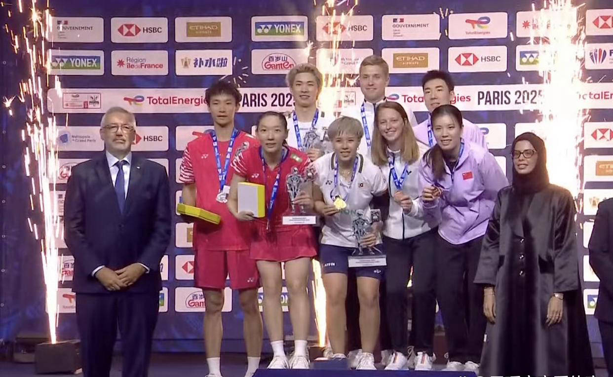 包含法国羽毛球队力克中国羽毛球队，马琳统治全场的词条