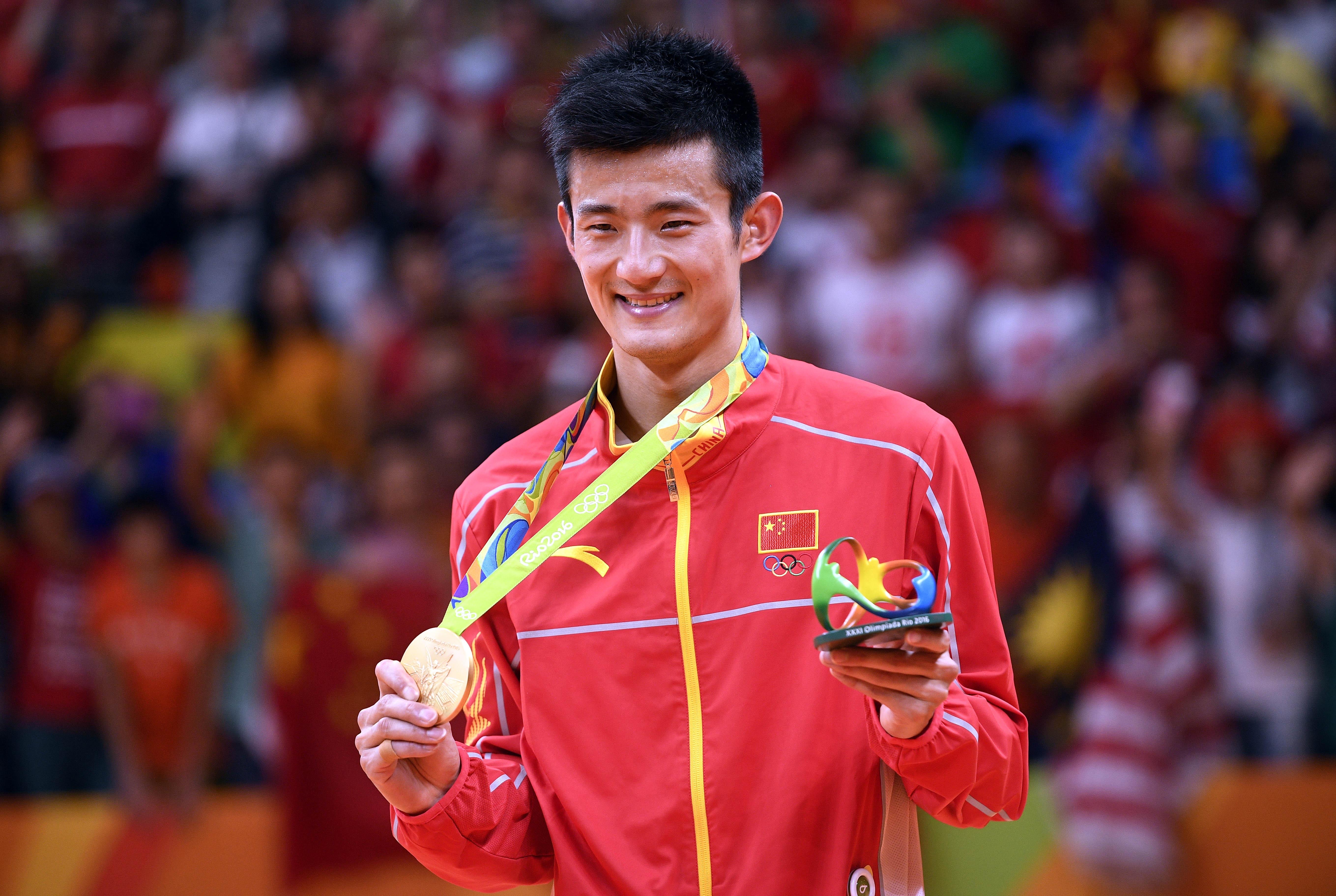 包含马来西亚羽毛球队轻取丹麦羽毛球队，谌龙送出助攻的词条