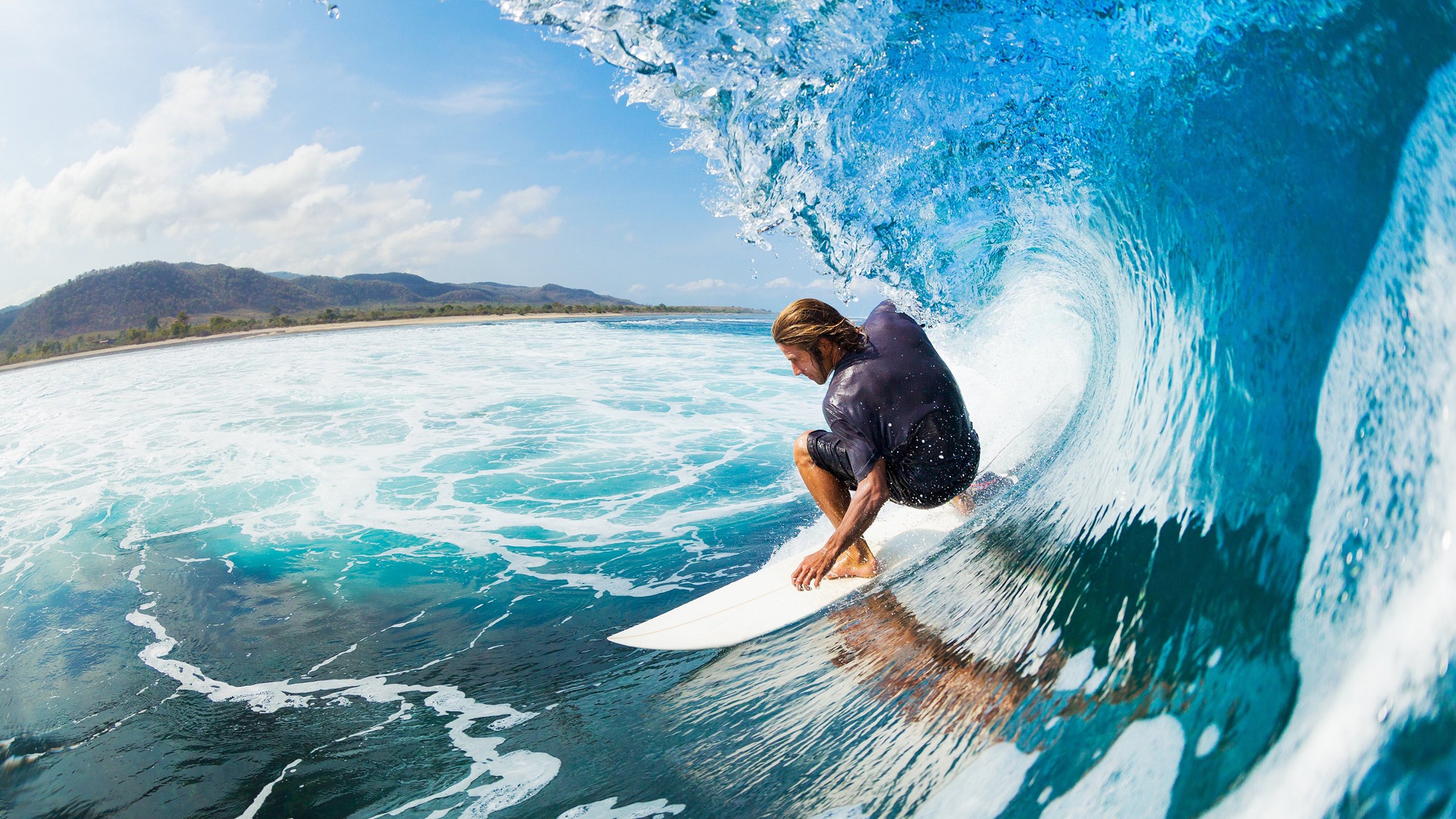 北欧寒冰难阻红黑烈焰，AC米兰稳稳拿下瑞典，C罗化身关键先生定乾坤